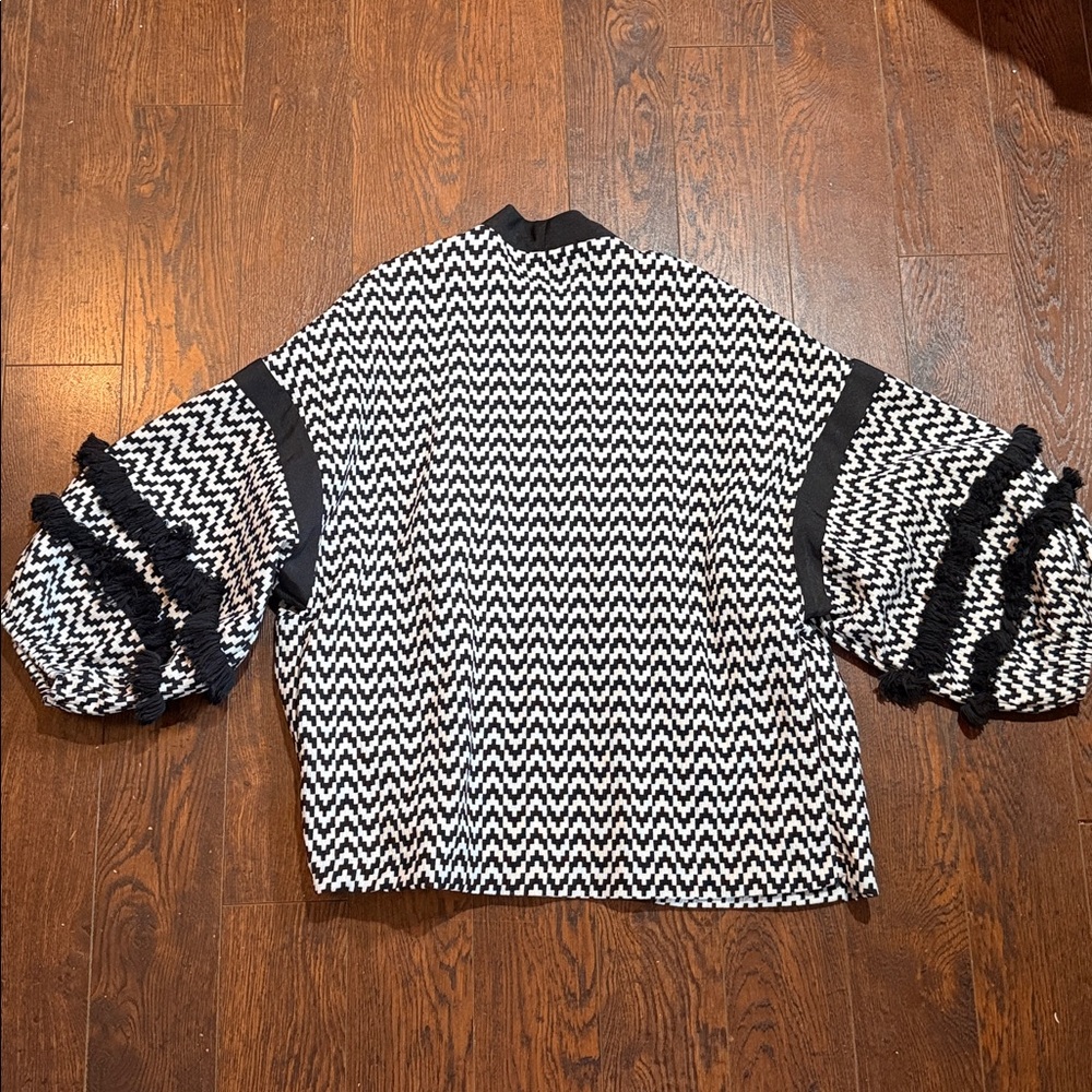 🄷&🄼 Monochrome Zigzag Knit Top size 6 - Picture 5 of 14